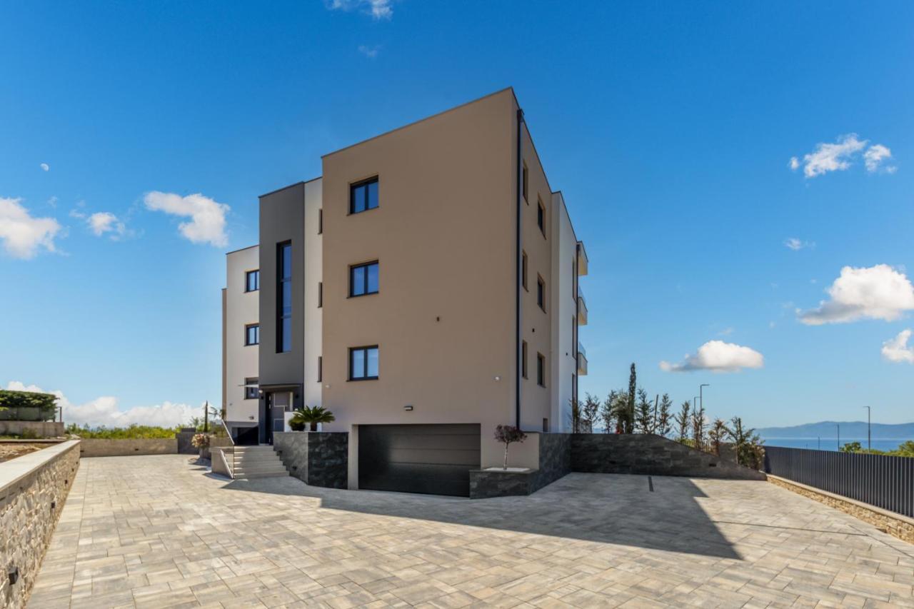 Villa Ameli Apartment With Swimming Pool Rijeka Buitenkant foto