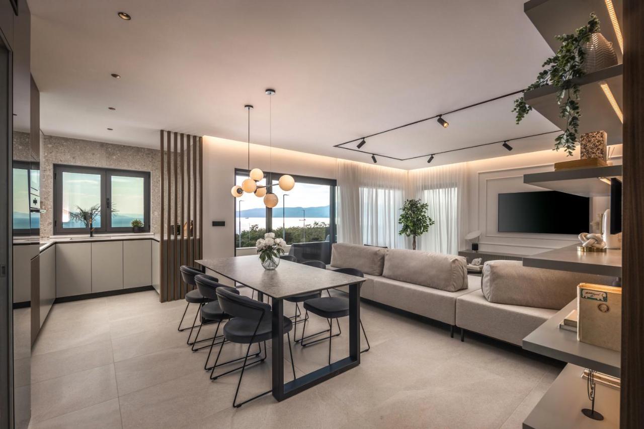 Villa Ameli Apartment With Swimming Pool Rijeka Buitenkant foto